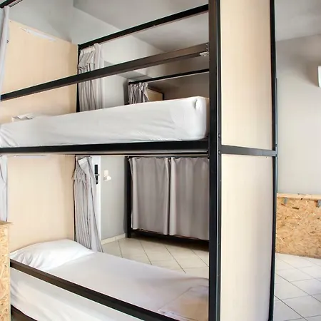 Hostel So Young