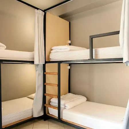 So Young Hostel *
